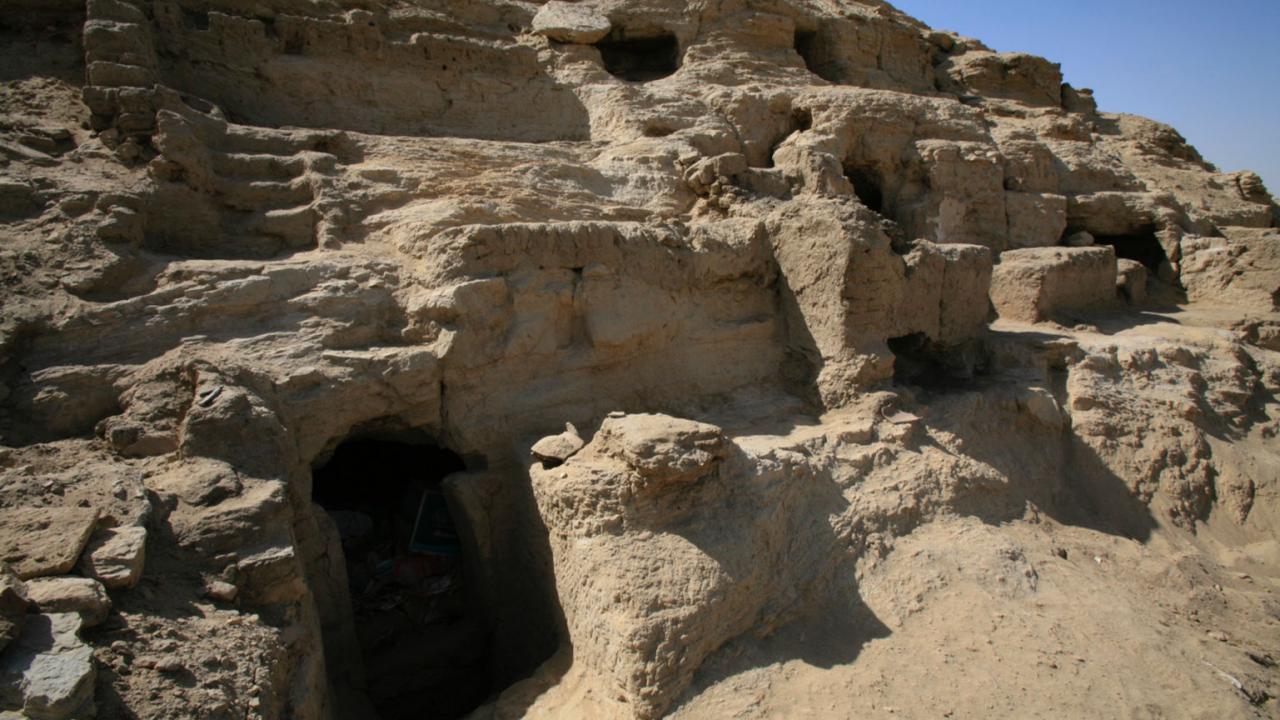 Late antique Hagr Edfu - Area 2b, Tomb D